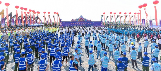 图三:开工仪式全景.jpg22.jpg